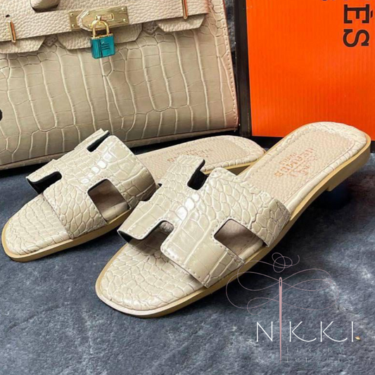 Hermès Sandal Collection - Beige